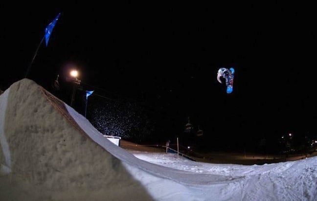 Jye Kearney winning the Perisher night Slopestyle Finals Image::Courtesy of Perisher