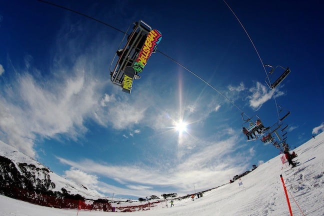 Sunny park laps in Falls... Image::Courtesy of Hocking