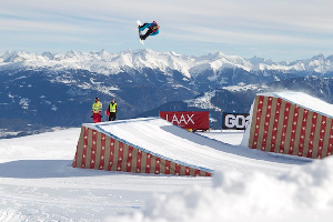TTR WORLD TOUR Tanteri, Anderson Victorious in Burton European Open Slopestyle