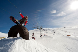 AUSSIE WEEKLY SNOW JOURNAL - Winter's Intermission