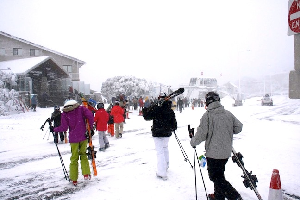 30 June, 2010 - Hotham Boxes, Village Chair and Snowmaking