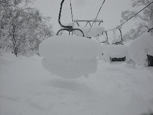 Japan Snow Wrap - No Sign of Abating