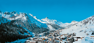 TRAVEL ITALY - Christmas in the Dolomites