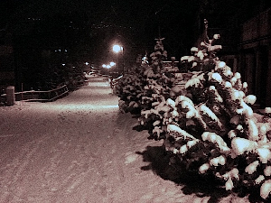 Europe Snow Wrap - The Drought Breaks, but Don't Grab the Pow Skis Yet
