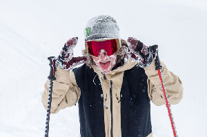 Quiksilver Sign US Skier Sammy Carlson