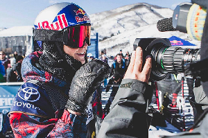 Scotty James Beats Shaun White At US OPEN