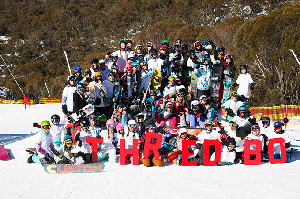 Kids Shred With Their Hero at the Torah Bright Mini Shred