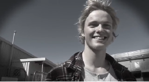 I HEART WNTR - Mini Ramp Session with Mikkel Bang