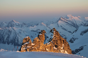 WORLD SNOW WRAP -- Pow for Christmas