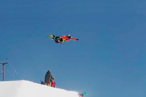 VIDEO – Torah Bright will chase the Triple Crown in Sochi
