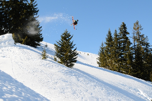 VIDEO RIP RAW Episode 4 - Cat Skiing with Eskimo Freeride, Popova Sapka