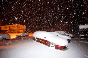 COUNTDOWN TO WINTER - PHOTOS 20cm of Snow & Perisher Gets Snowmaking