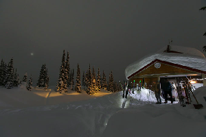 Touring the Selkirks - Sunrise Lodge, British Columbia with Volkl - Video