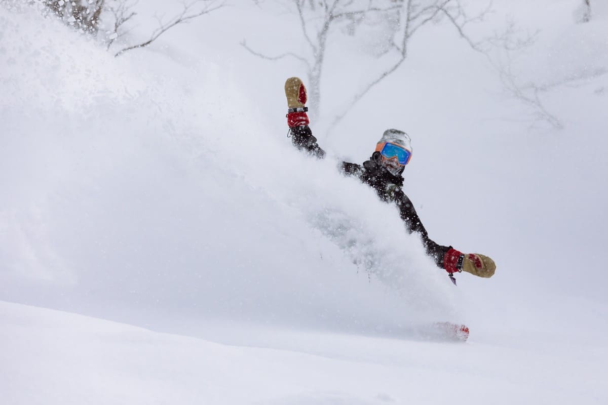 Snowboarding Niseko style | Mountainwatch