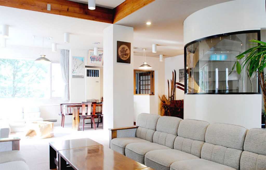 Bousuiso Hakuba Hakuba Resort Mountainwatch Travel - 