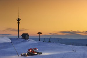 Grooming, snowmaking and sunsets in perfect symbiosis at Mt Buller. Photo:: Andrew Railton/Mt Buller