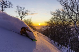 KC Deane skiing at Shizukuishi
