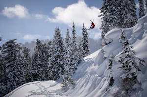 Kai, plenty of style during a solid air in Jackson Hole. Photo:@niclagre
