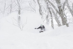 Joey Sanco getting in some boot R&D in Myoko, Japan