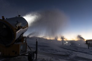 Climate drivers are pointing to a dryer winter, but cold early season nights should be good for  snowmaking.  Photo: Perisher