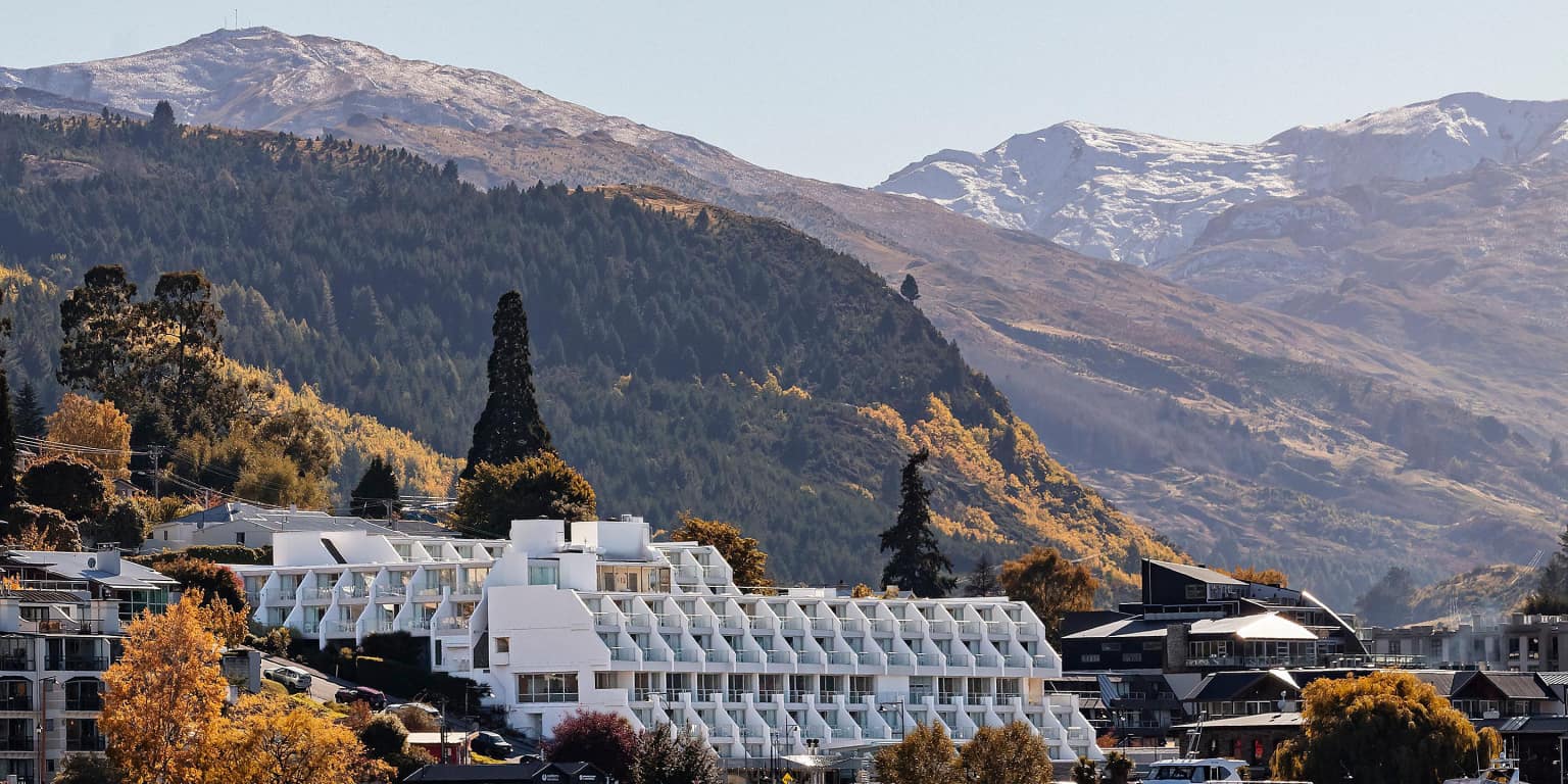 Crowne Plaza, Queenstown, New Zealand Mountainwatch Travel