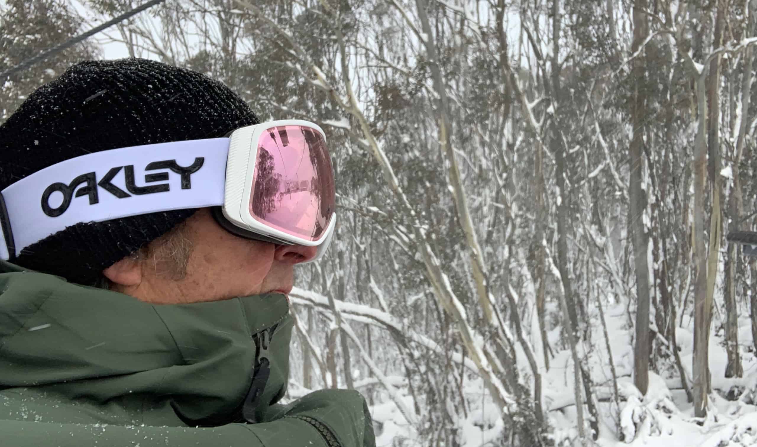 Gear Guide - Oakley Flight Tracker Goggle | Mountainwatch