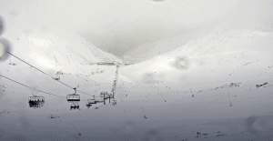 Snow showers in the Remarayles this morning with the chance of  today