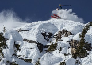 2022 FWT Rookie Lily Bradley from Palisades Tahoe dropping into her winning run at Kicking Horse. Photo: Daher/FWT