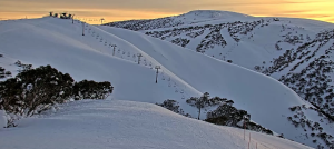 Beautiful morning in Hotham today, but  change is onthe way. Pgtoto: Hotham Snow Cams