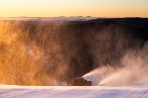 The snowmakers in Hotham taking advantage of colder temps onthe weekend.