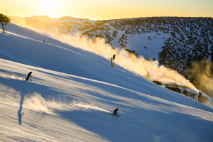 Cold nights snowmaking nights over the past week have helped maintain the copver.Photo: Hotham Alpine Resort