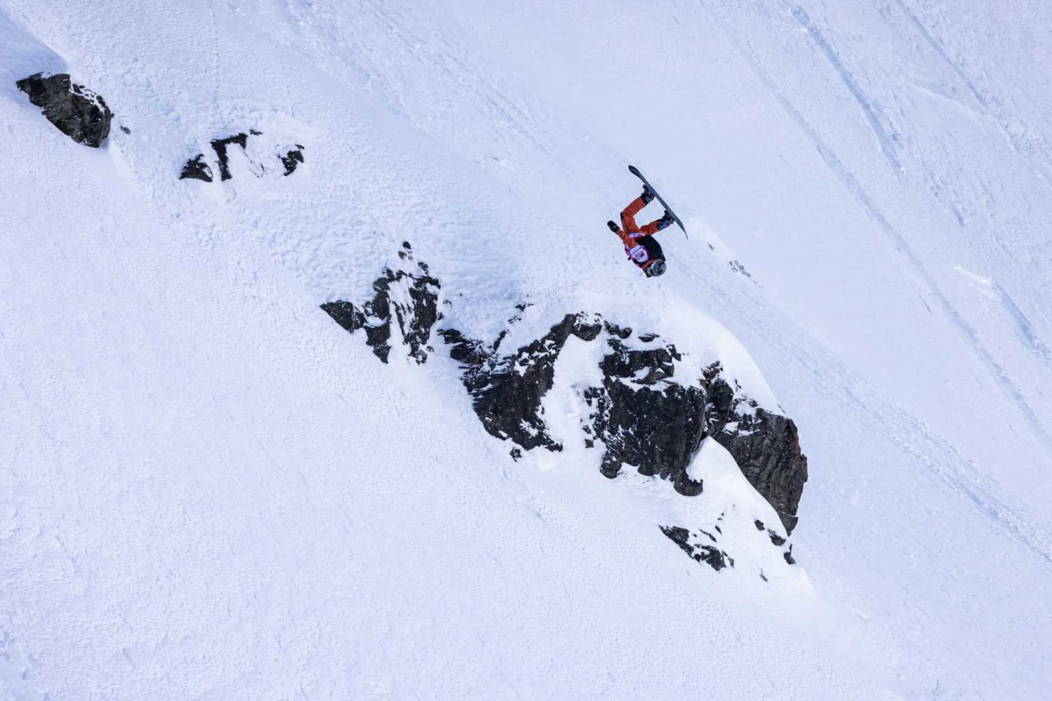 2024 Freeride World Tour Explodes Into Action at the Verbier Pro
