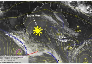 Latest pressure analysis and satellite image. Source: The BOM (vandalised by the Grasshopper)