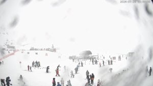 Snowing in Cardrona this morning with the biggest strom of the year underwy.