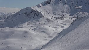 Looking good this morning at The Remarkables and ther eis more snow on the way tonight, setting upa another good weekend. Photo: The Remarkables ables snow cams