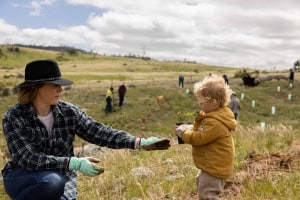 Keep It Cool’s tree planting days are a direct action to help fight climate change and one in which everyone can be involved.
