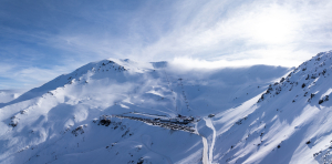 Fine weather in Mt Hutt yesterday, but a change is ojmthe wy/.