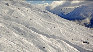 A few freshies inTrbel Cone this morning after an overnight top up. Photos:Trbel Coencva,s
